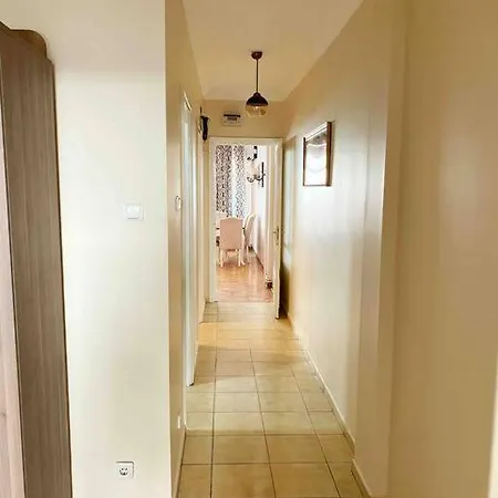 3+1 Sisli Square Central House * Стамбул